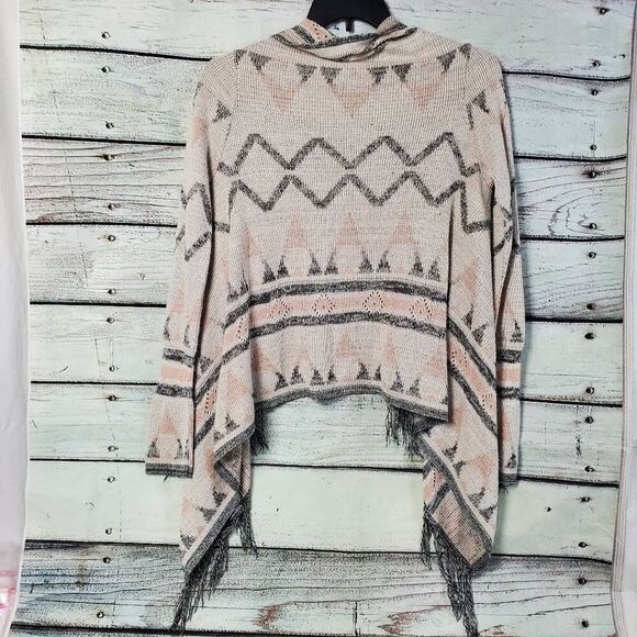 Vanity Women’s Size M Boho Southwestern Open Front Cardigan Sweater Fringe Hem A - Picture 4 of 7